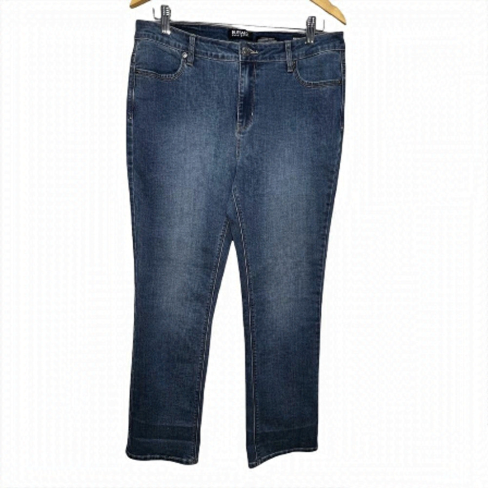 𝅺Buffalo Mid Rise Straight  Leg jeans Size 12